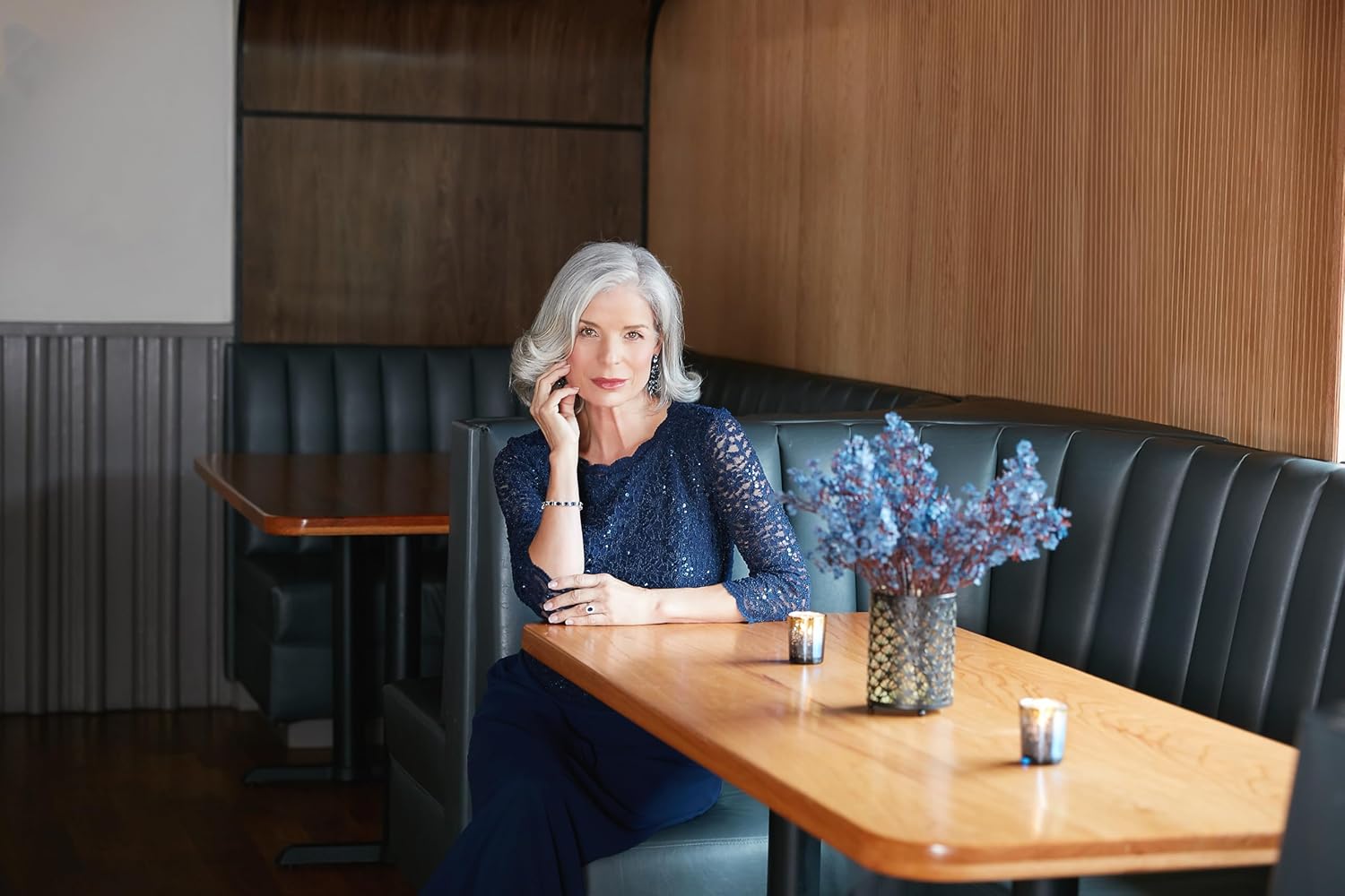 Alex Evenings Women's Tea Length Embroidered Bodice Mother of The Bride Gown, Wedding Guest Dress (Petite and Regular Sizes) - Image 3